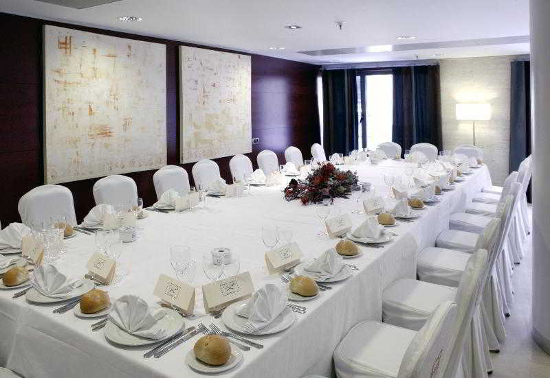 Zenit Don Yo Hotel Zaragoza Restaurant photo