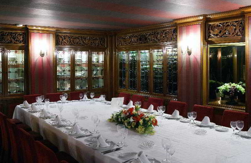 Zenit Don Yo Hotel Zaragoza Restaurant photo