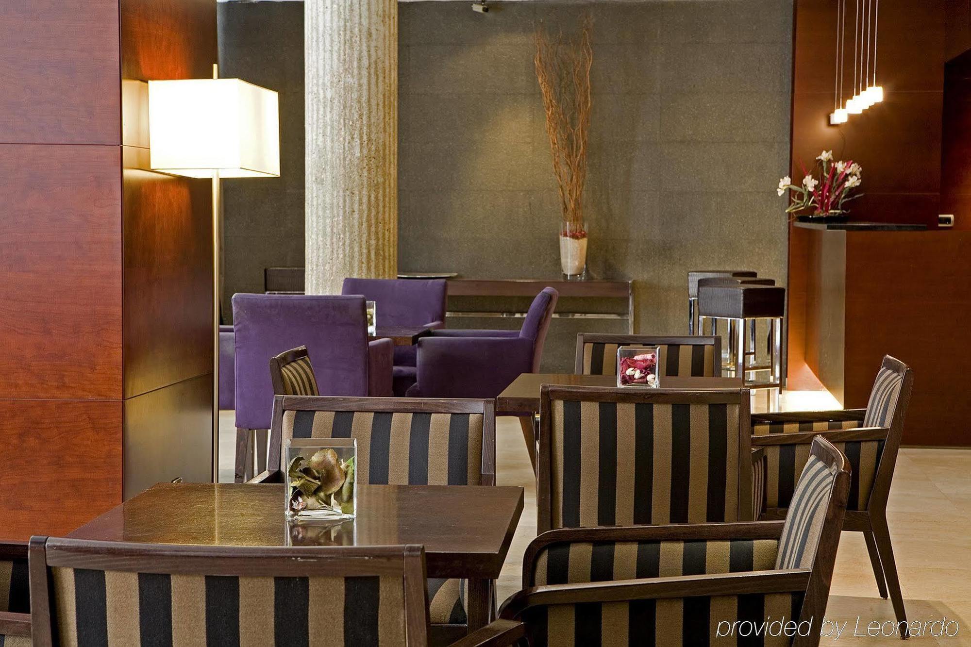 Zenit Don Yo Hotel Zaragoza Restaurant photo